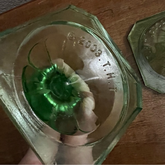 Vintage 2003 THT Green Glass Candlesticks Taper Candle Holders - Picture 3 of 8